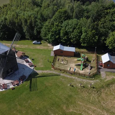 Lodge Domki Przy Wiatraku 1 I 2 *