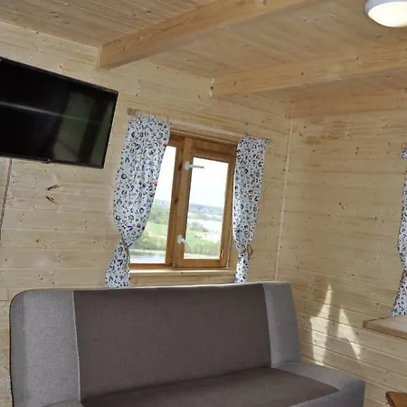 Lodge Domki Przy Wiatraku 1 I 2 *