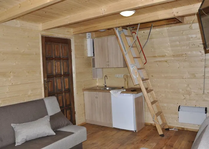 山林小屋 1 I 2 *